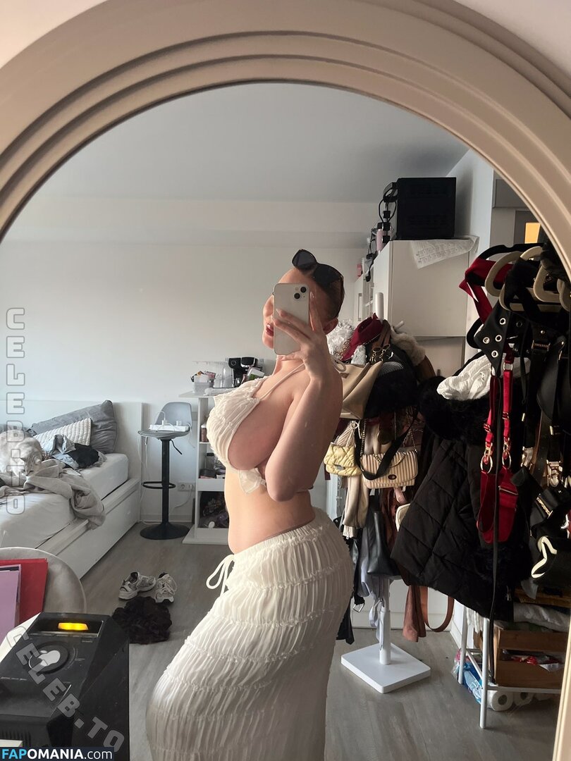 Larissa.lhaa / Larissalhaa / larissa.lahe Meztelen OnlyFans  Kikerült fotó #7