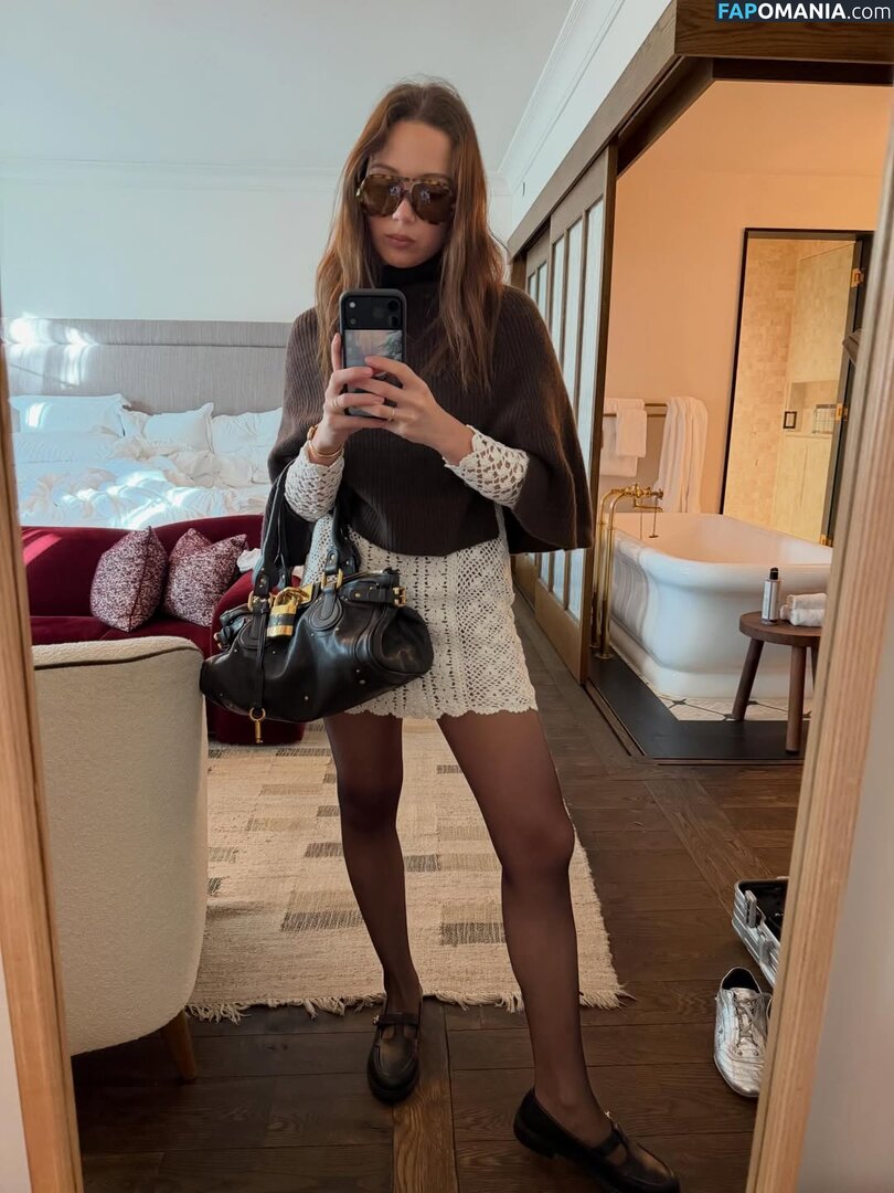 Laufey Lin / laufey Meztelen OnlyFans  Kikerült fotó #151