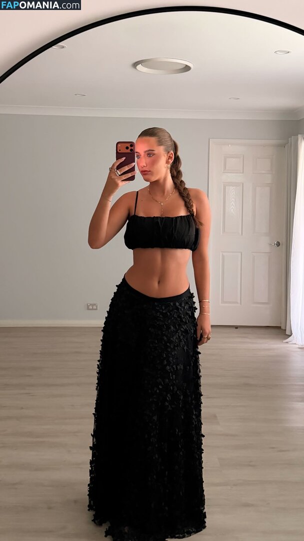 LAURA @lauramjj / lauramjj_ Meztelen OnlyFans  Kikerült fotó #1