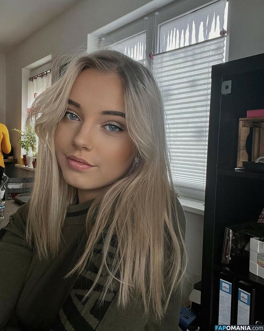 Laura / https: / laurabeverlin / llaurenha / lolilau Meztelen OnlyFans  Kikerült fotó #62