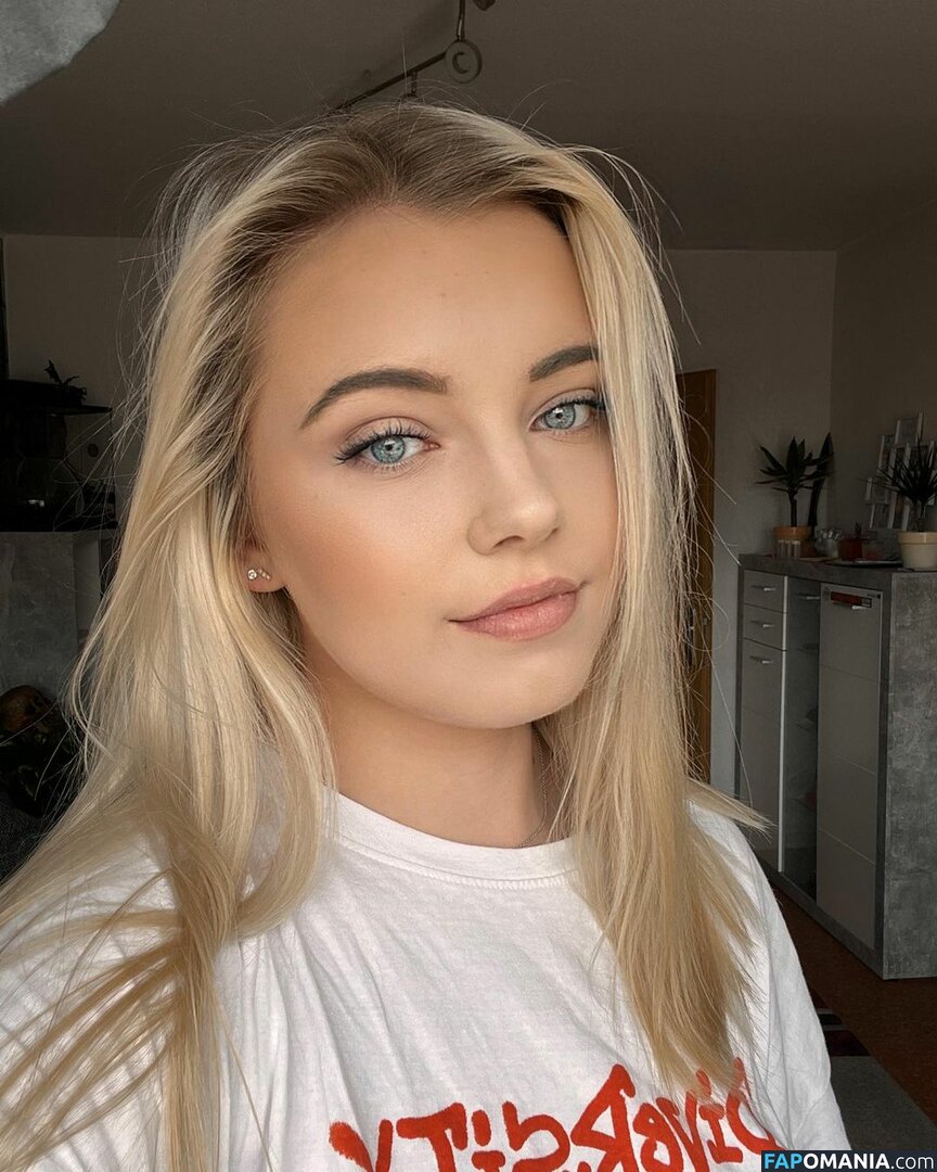 Laura / https: / laurabeverlin / llaurenha / lolilau Meztelen OnlyFans  Kikerült fotó #83