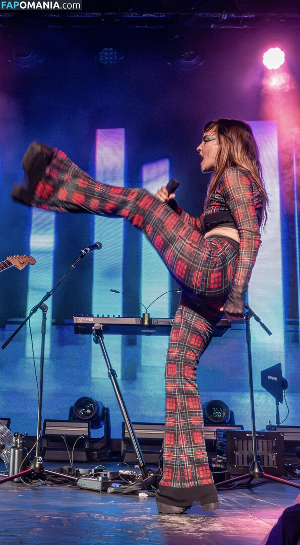 Lauren Mayberry / laurenevemayberry Meztelen OnlyFans  Kikerült fotó #29