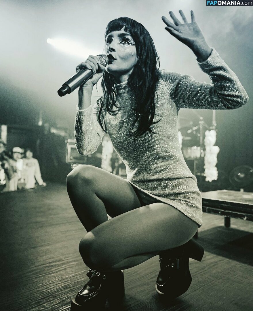 Lauren Mayberry / laurenevemayberry Meztelen OnlyFans  Kikerült fotó #435