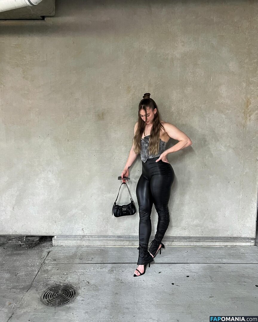 Lauren Rawls / cptlaurenfit Meztelen OnlyFans  Kikerült fotó #1