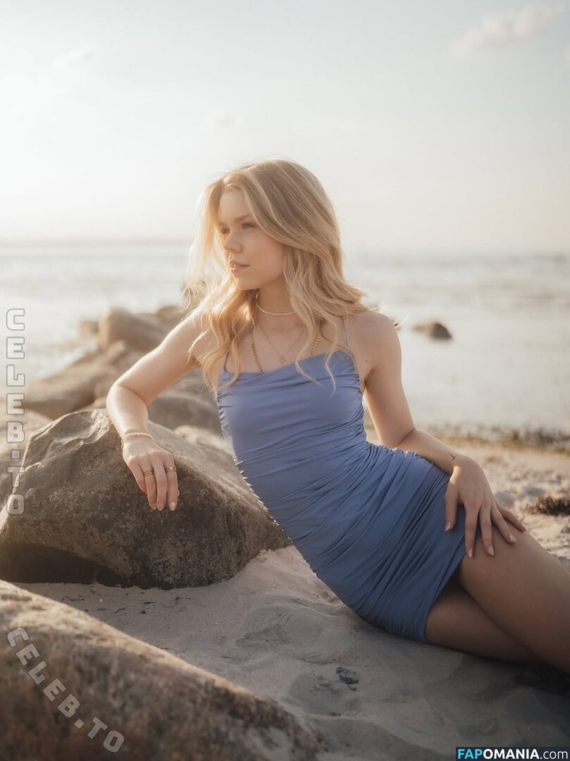 Lea Peach / Looskanal / lea / wifiloo_m Meztelen OnlyFans  Kikerült fotó #802