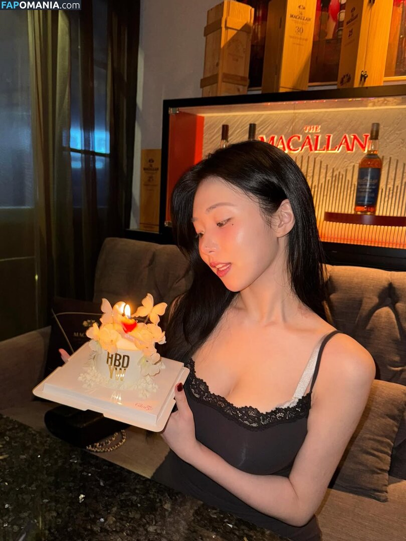 Lee Yeon-woo / yeonwooahh / yonu1201 / 이연우 | Yonu Kuro | yonu_kuro Meztelen OnlyFans  Kikerült fotó #2