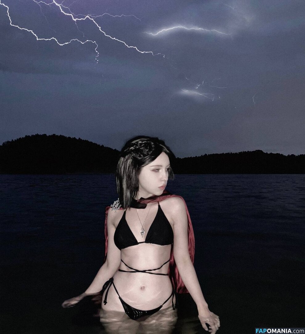 Leffelbain Meztelen OnlyFans  Kikerült fotó #5