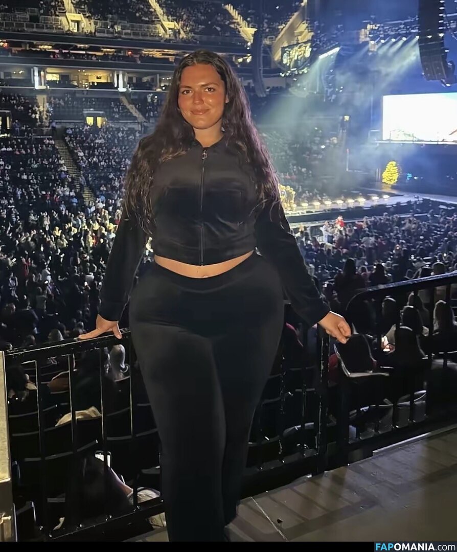 Lejneziri / lejlaneziri Meztelen OnlyFans  Kikerült fotó #2