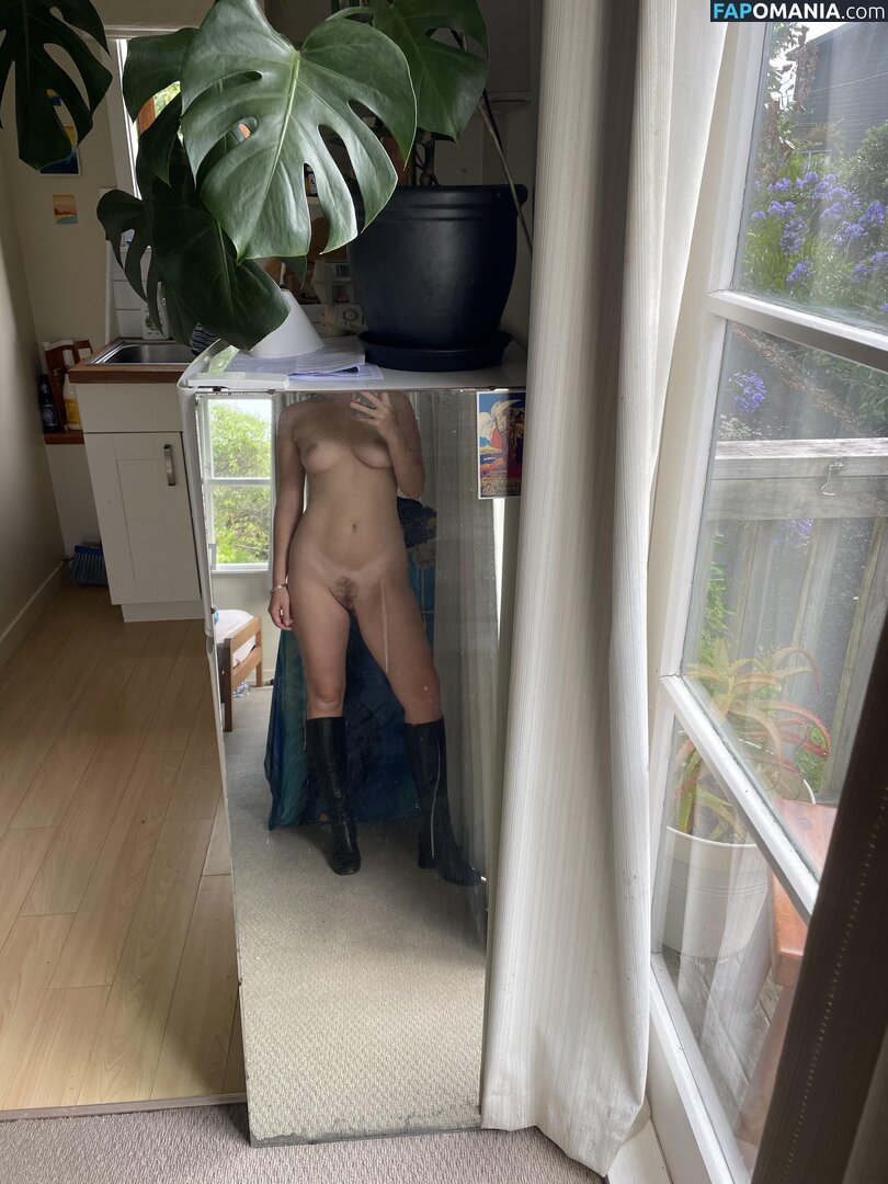 Lepetit_lapin / lepetitlapinkarori Meztelen OnlyFans  Kikerült fotó #1