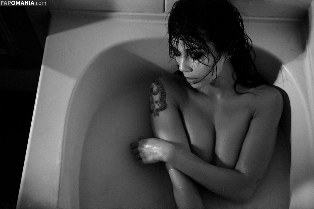 Lexa Doig Meztelen OnlyFans  Kikerült fotó #4