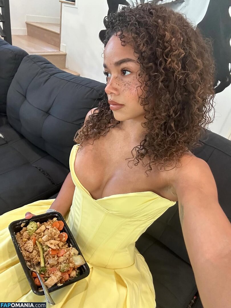 Liana Maria / lianamariaofficial Meztelen OnlyFans  Kikerült fotó #8