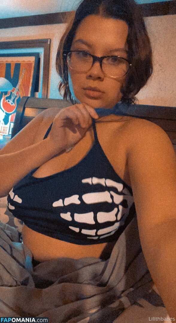 lilithbabes / lilithbabesfree Meztelen OnlyFans  Kikerült fotó #5