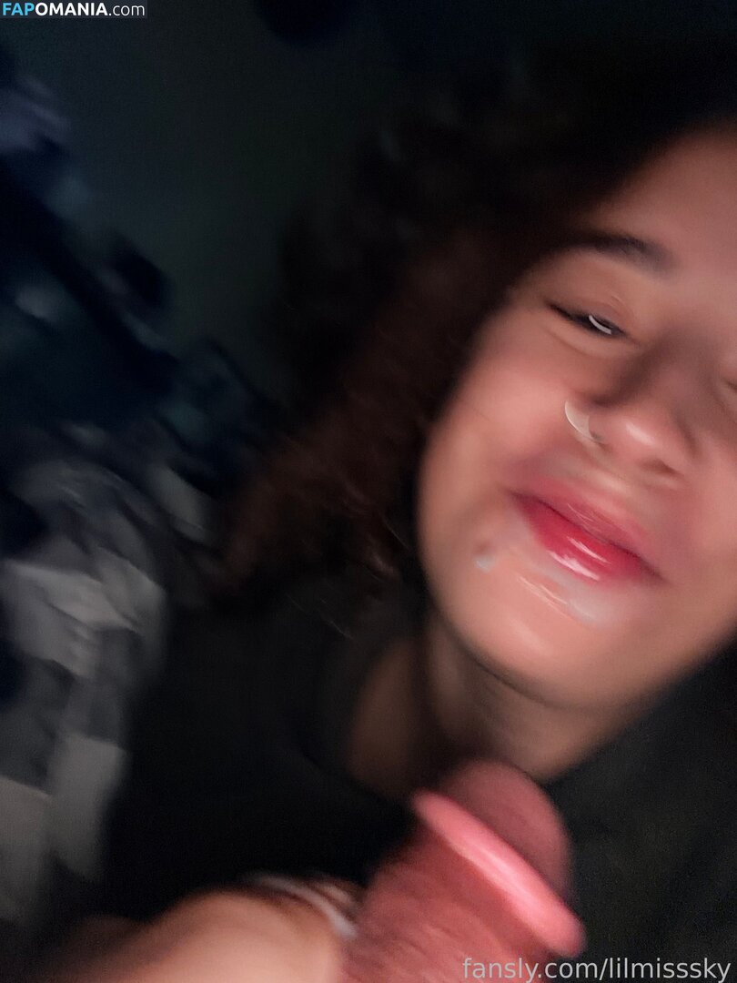 Lilmisssky / knd_sky Meztelen OnlyFans  Kikerült fotó #4