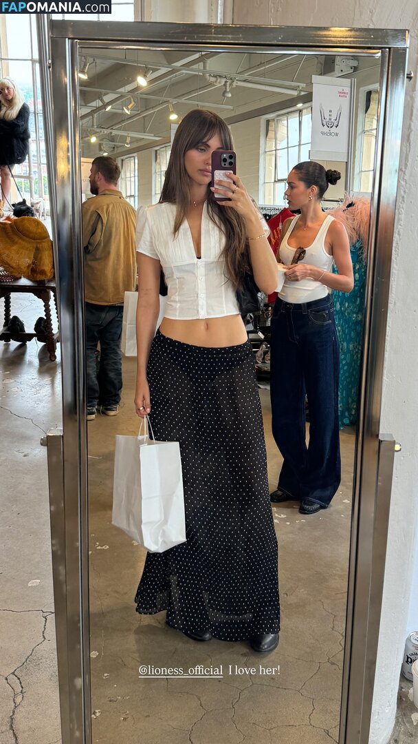 HungEaston / Lily Easton / lilyeaston Meztelen OnlyFans  Kikerült fotó #169