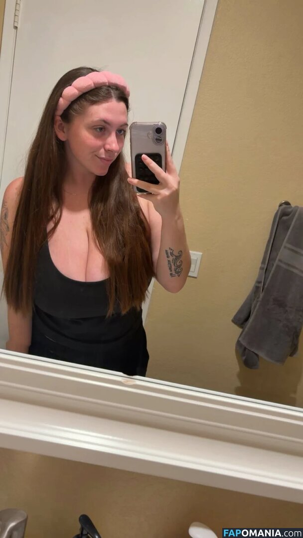 Lily Patrick / LilyPatrick_ / _lilypatrick_ / https: / lily_patrick02 Meztelen OnlyFans  Kikerült fotó #1