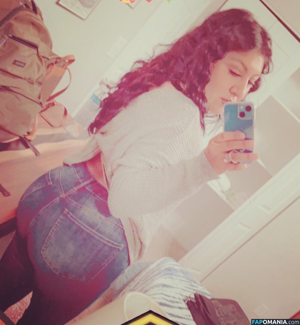 Abigail Lopez / Lily / lily69699 Meztelen OnlyFans  Kikerült fotó #4