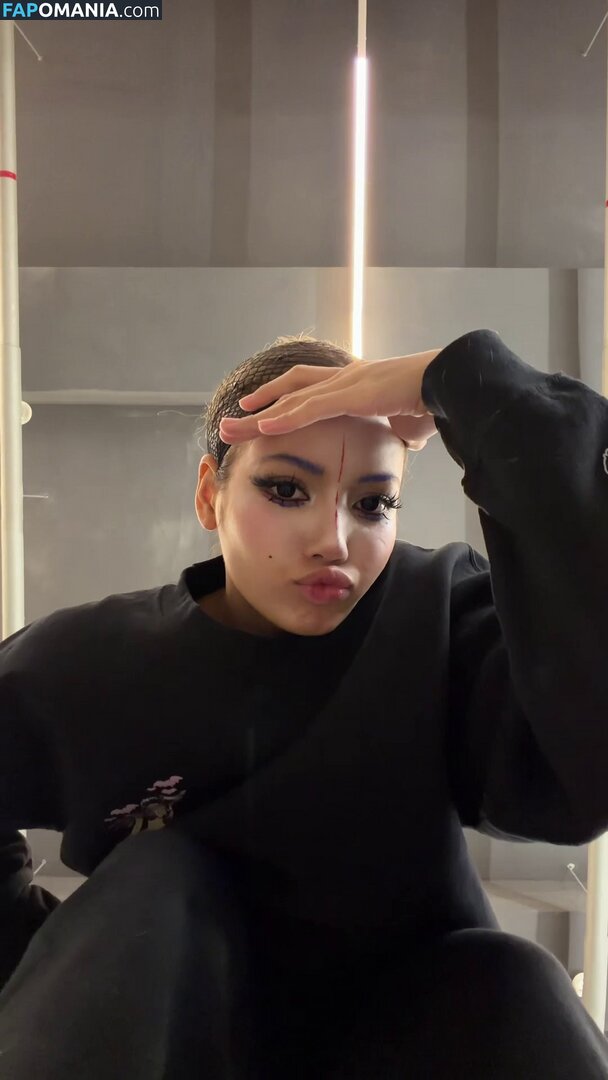 Lisa Blackpink Meztelen OnlyFans  Kikerült fotó #278