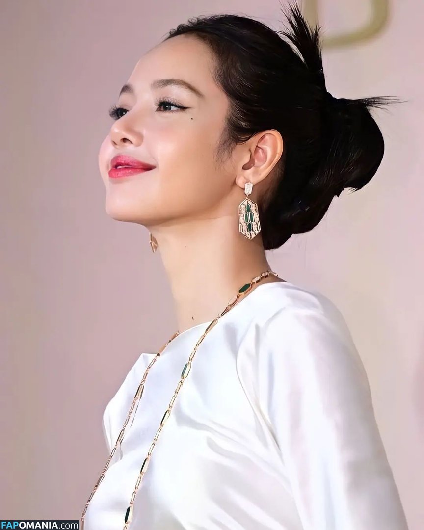 Blackpink / Lisa / lalalalisa_m / lisaamane Meztelen OnlyFans  Kikerült fotó #3