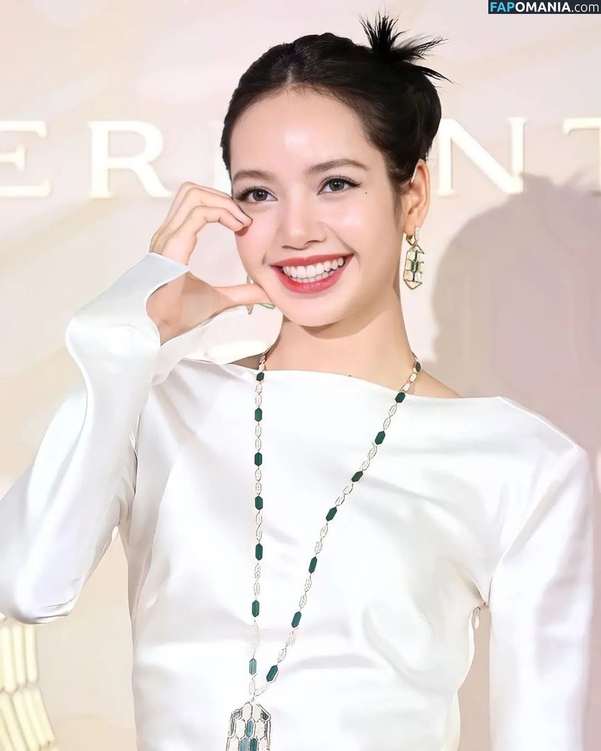 Blackpink / Lisa / lalalalisa_m / lisaamane Meztelen OnlyFans  Kikerült fotó #5