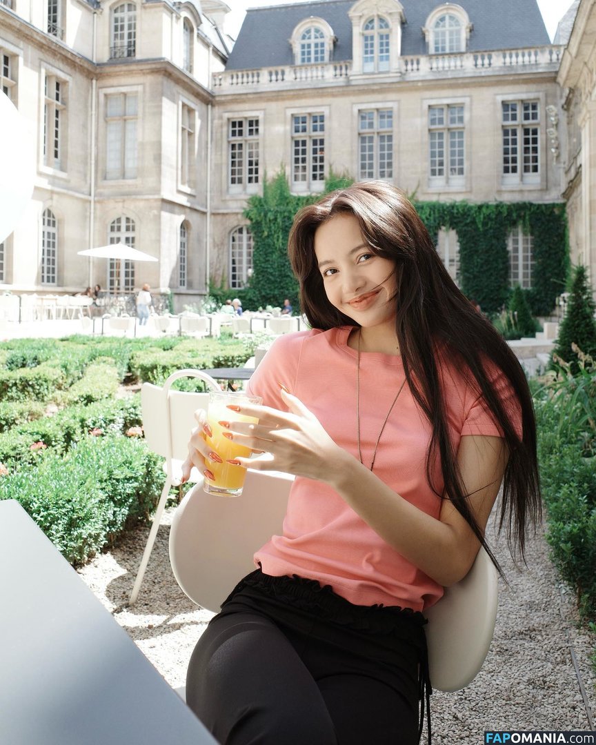 Blackpink / Lisa / lalalalisa_m / lisaamane Meztelen OnlyFans  Kikerült fotó #42