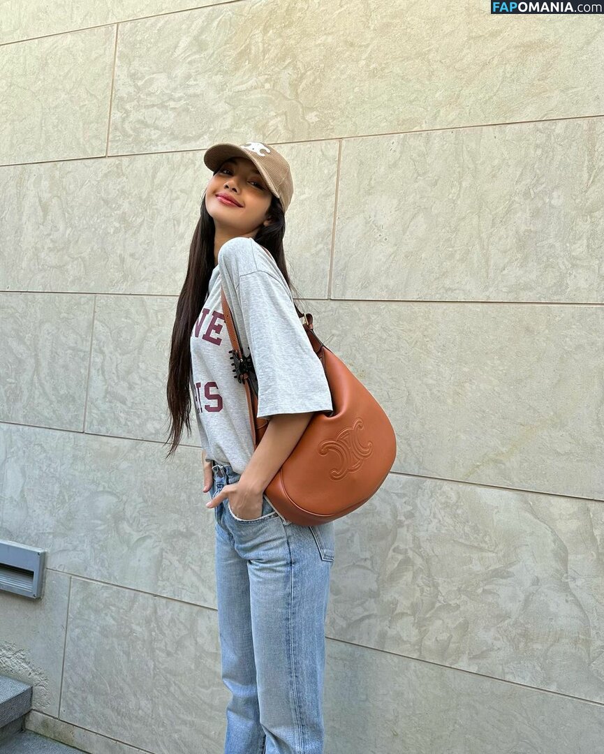 Blackpink / Lisa / lalalalisa_m / lisaamane Meztelen OnlyFans  Kikerült fotó #191