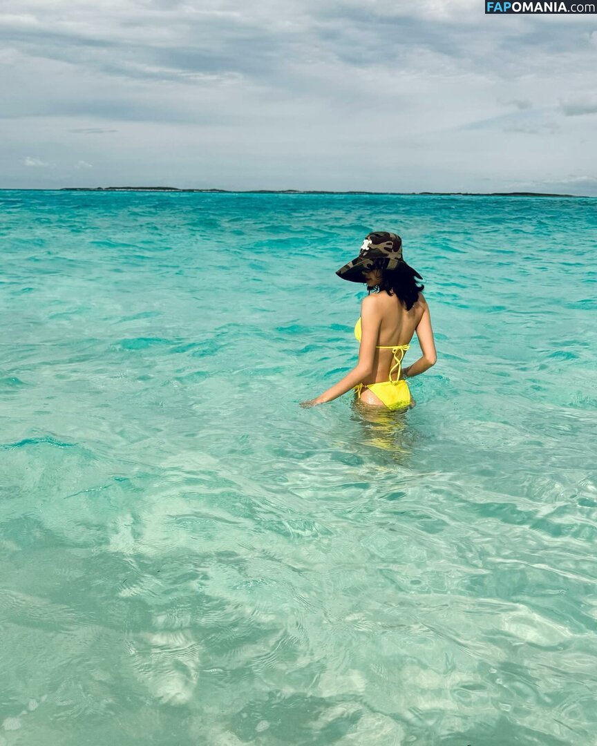 Blackpink / Lisa / lalalalisa_m / lisaamane Meztelen OnlyFans  Kikerült fotó #282