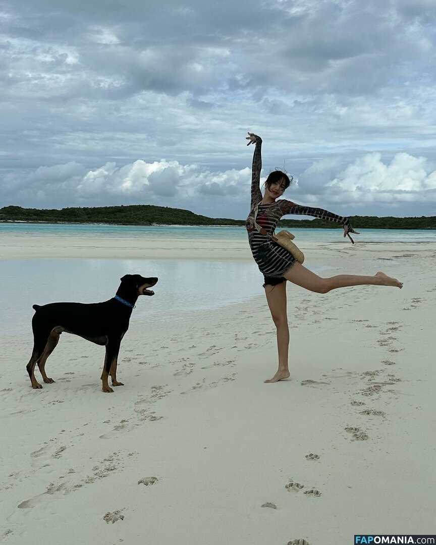 Blackpink / Lisa / lalalalisa_m / lisaamane Meztelen OnlyFans  Kikerült fotó #286