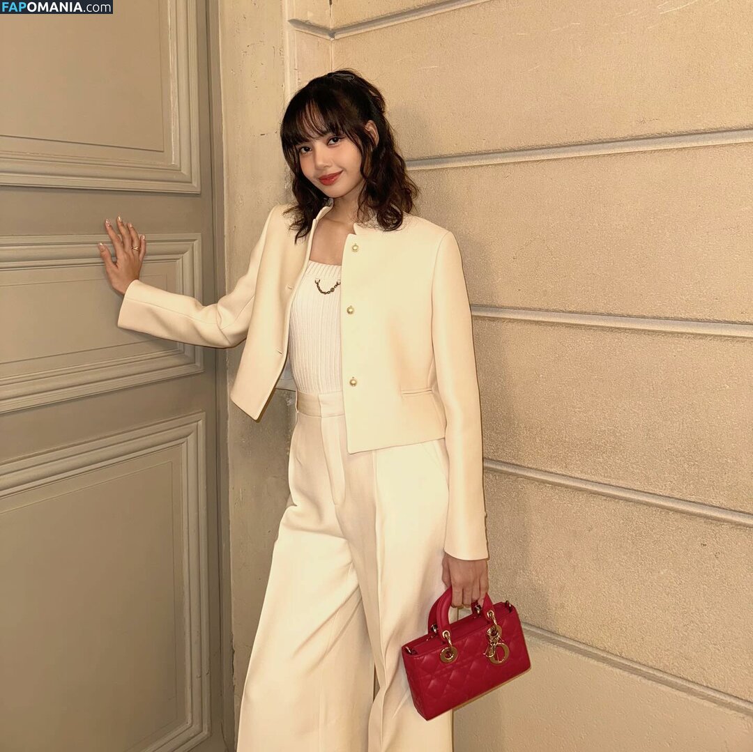 Blackpink / Lisa / lalalalisa_m / lisaamane Meztelen OnlyFans  Kikerült fotó #361