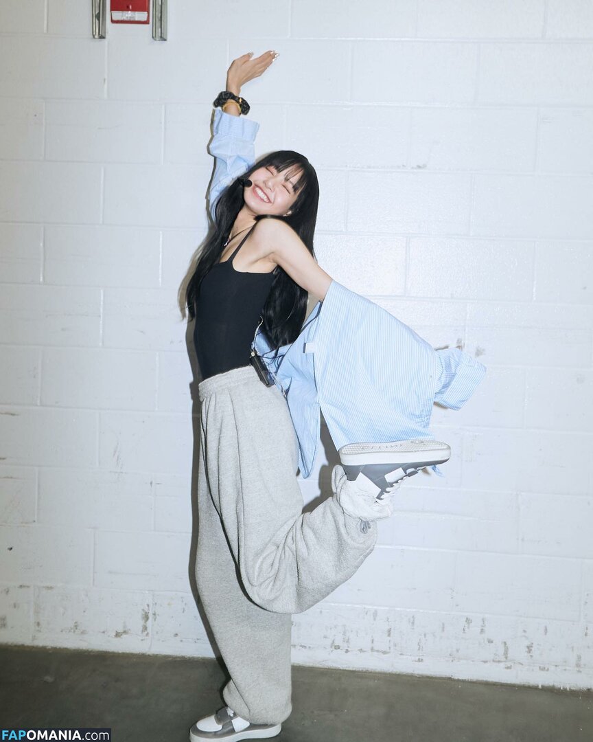 Blackpink / Lisa / lalalalisa_m / lisaamane Meztelen OnlyFans  Kikerült fotó #395