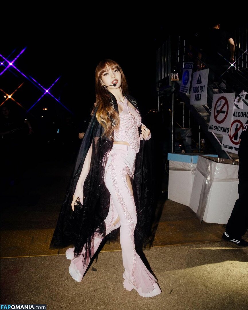 Blackpink / Lisa / lalalalisa_m / lisaamane Meztelen OnlyFans  Kikerült fotó #461