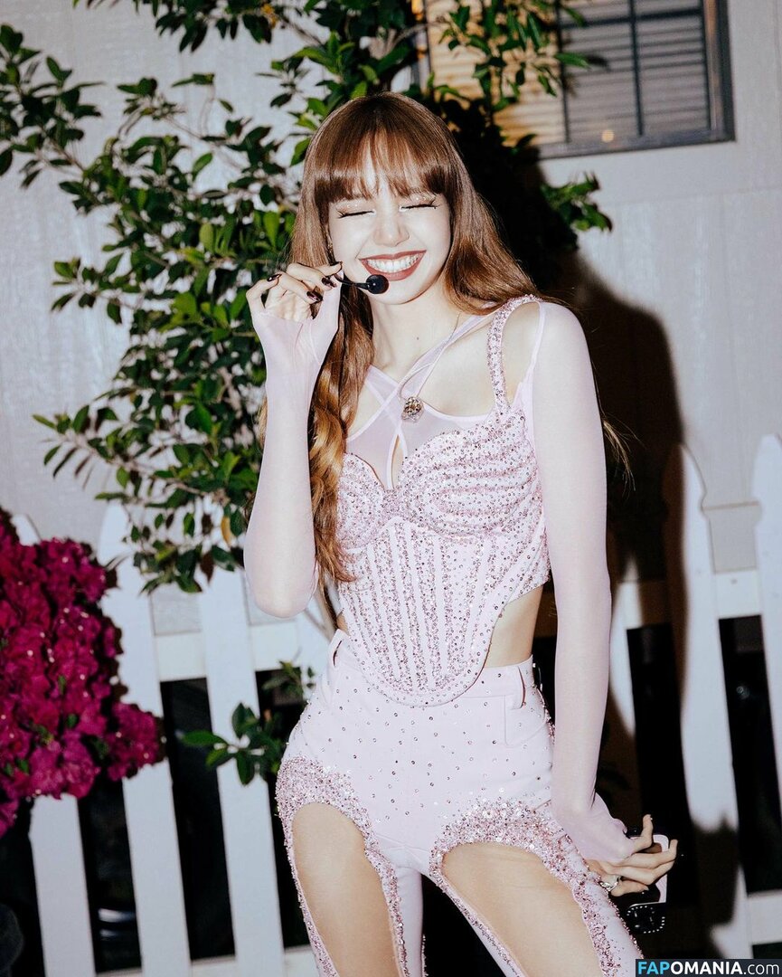 Blackpink / Lisa / lalalalisa_m / lisaamane Meztelen OnlyFans  Kikerült fotó #462