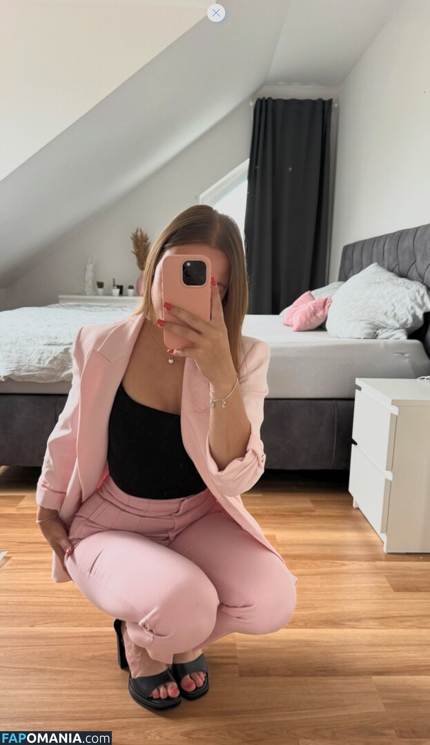 Lisamoto / lisaa.moto Meztelen OnlyFans  Kikerült fotó #75