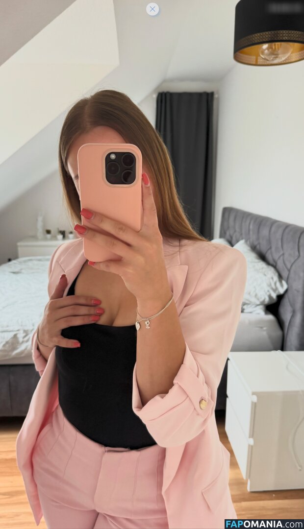 Lisamoto / lisaa.moto Meztelen OnlyFans  Kikerült fotó #78