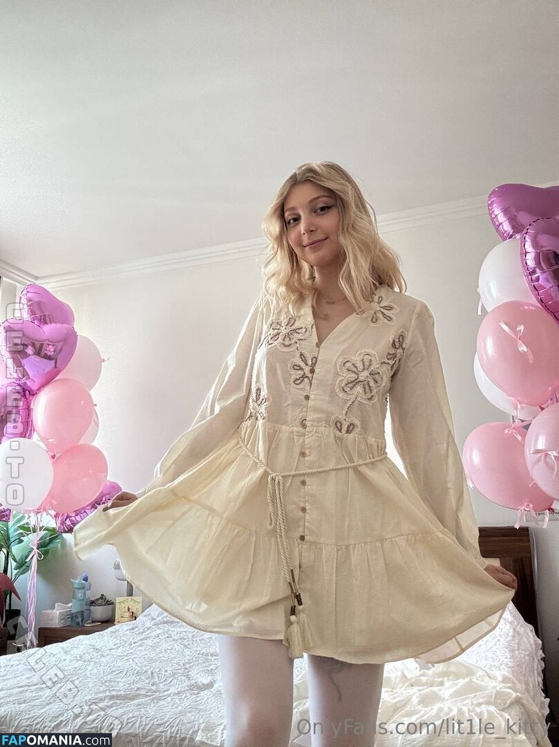 Emili / Lit1le_Kitty_ / https: / lit1le_kitty Meztelen OnlyFans  Kikerült fotó #5
