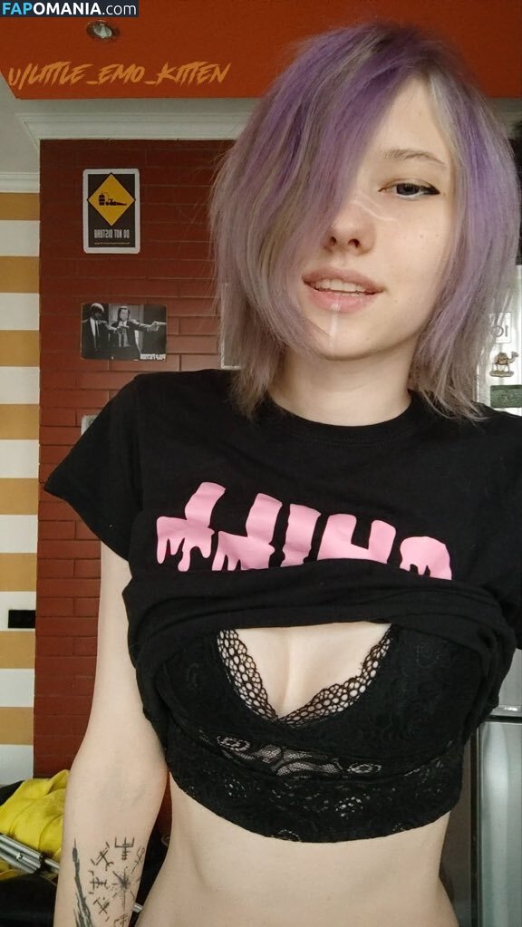 daddys_emo_girl / justemokitten / little_emo_kitten Meztelen OnlyFans  Kikerült fotó #1210