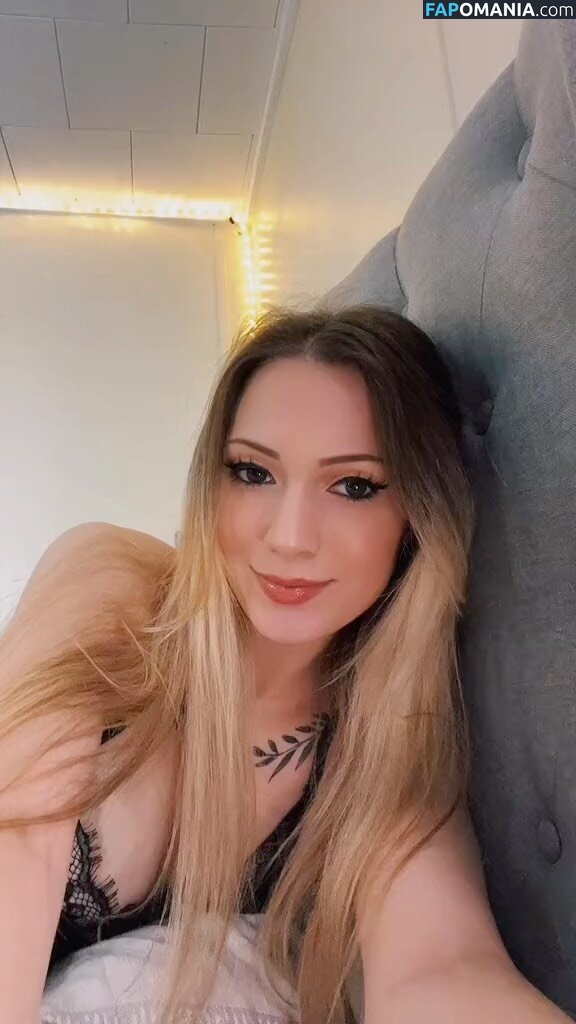 Little Momma / Littleemommaa21 / littlee.mommaa23 / littleemommaa23 Meztelen OnlyFans  Kikerült fotó #5