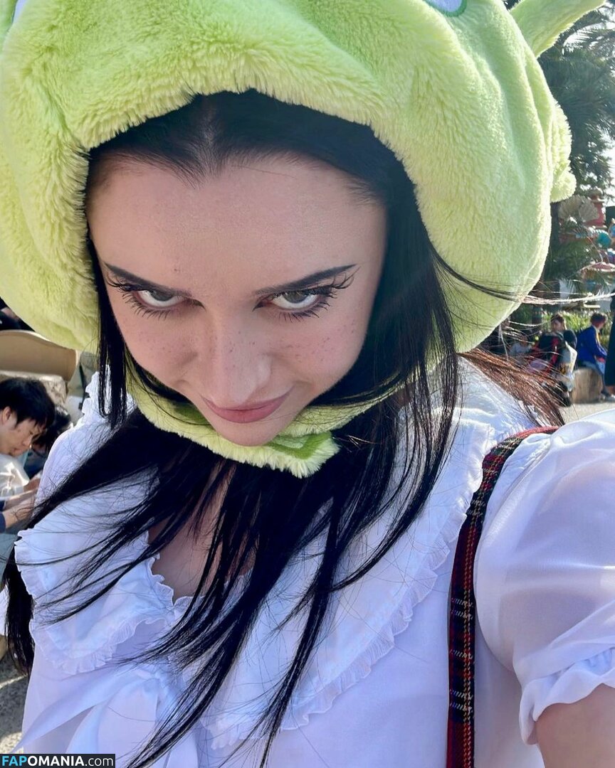 Liv Bevan / LivBev / livscopes Meztelen OnlyFans  Kikerült fotó #1