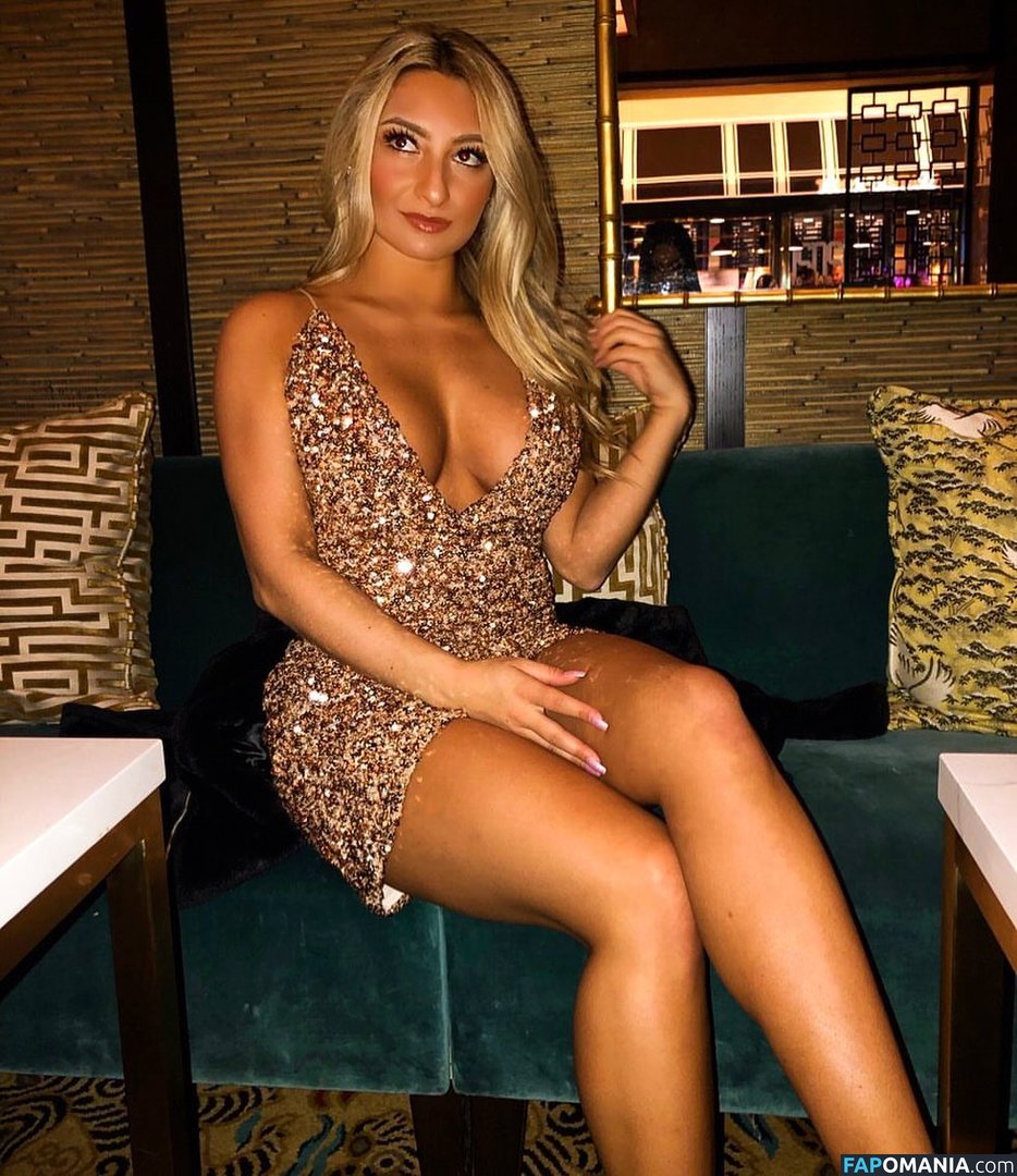 Lizzy Decologero Meztelen OnlyFans  Kikerült fotó #11