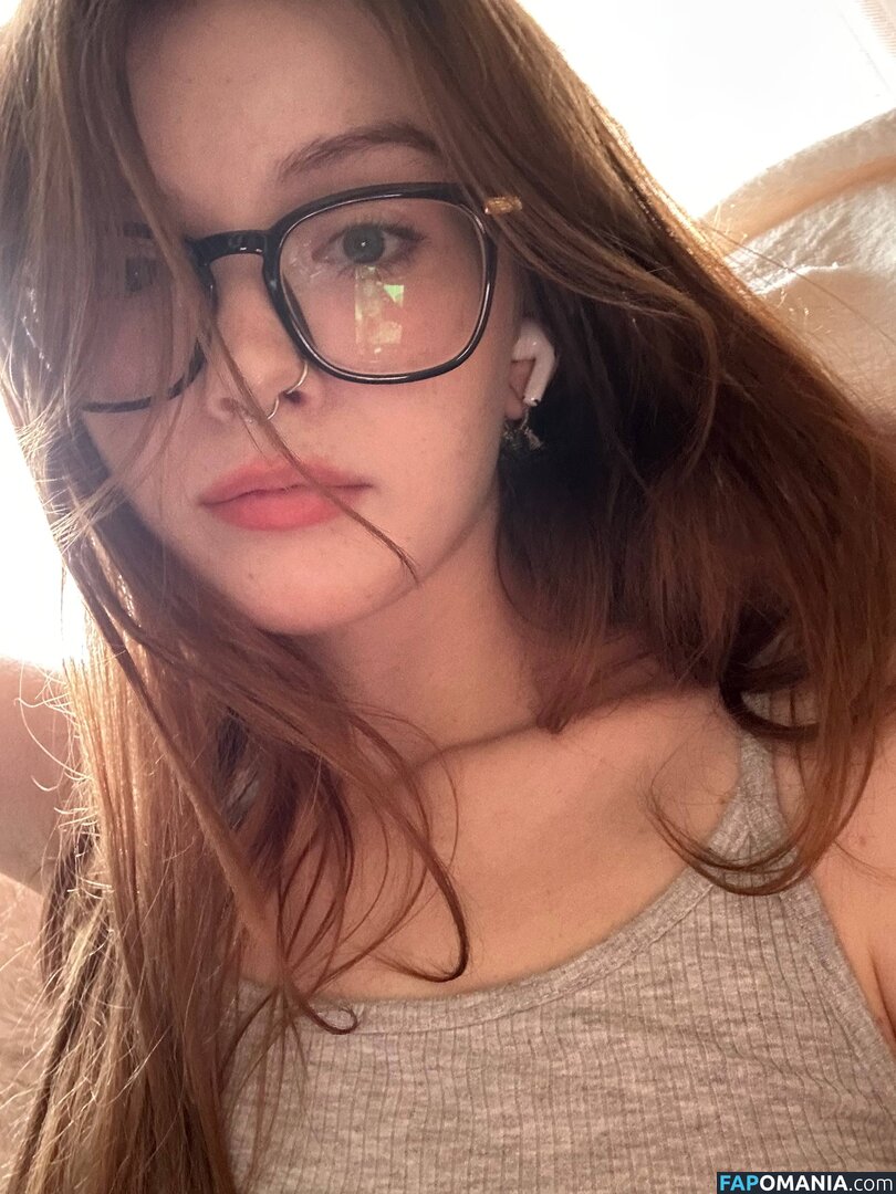Ljinzer  / Ljinzer / linzarrd / Linzefeet / linzzzer / linziier / joleenlunzer Meztelen OnlyFans  Kikerült fotó #1