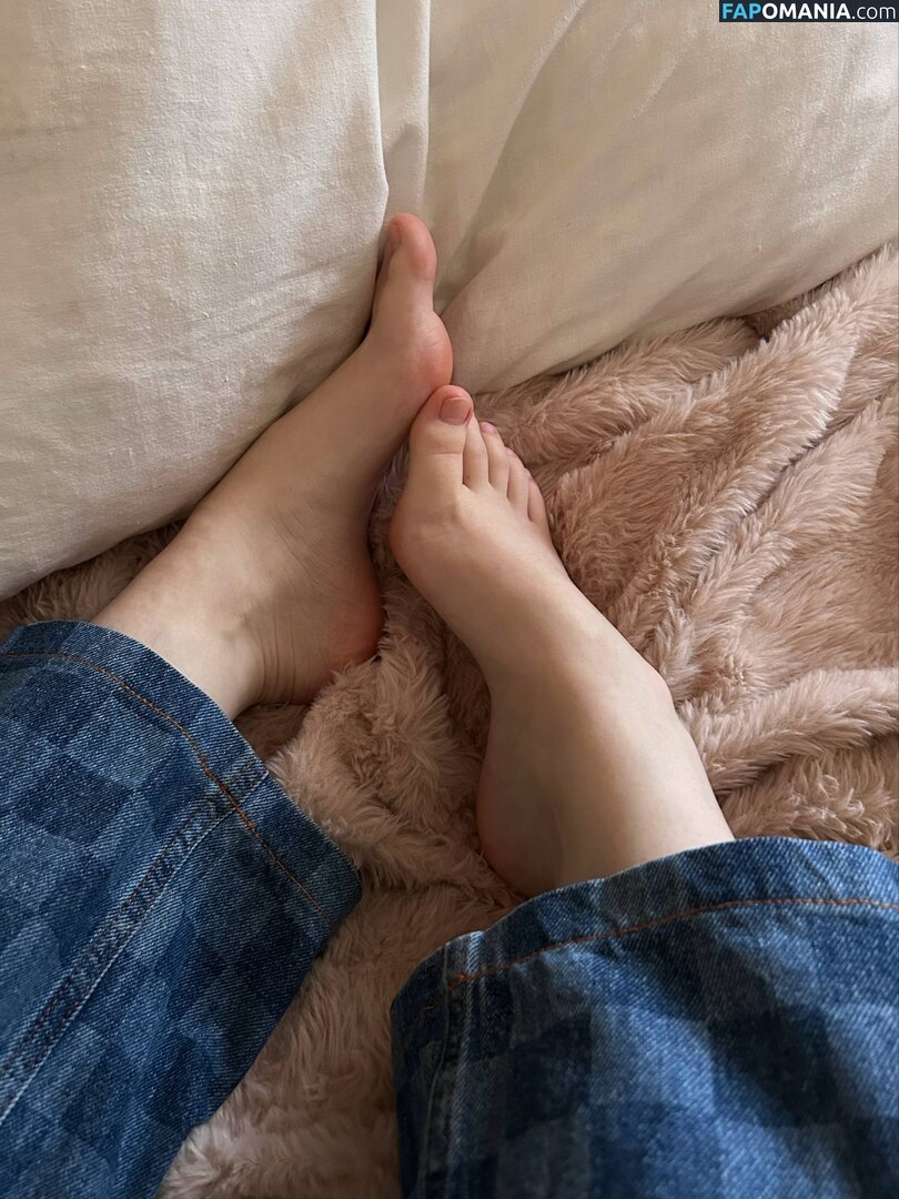Ljinzer  / Ljinzer / linzarrd / Linzefeet / linzzzer / linziier / joleenlunzer Meztelen OnlyFans  Kikerült fotó #2