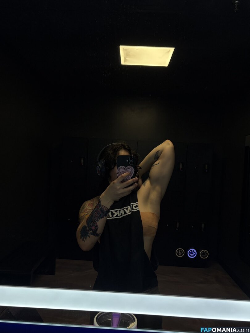 lockerroomangel / reel Meztelen OnlyFans  Kikerült fotó #1