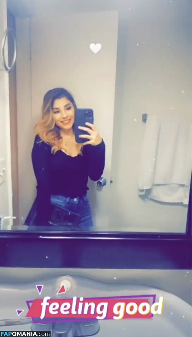 Yesenia Angulo / Yesenia Angulo Castillo / Yesenia Castillo / loovee_seeniaa / onlyfans.com / senia_lovee Meztelen OnlyFans  Kikerült fotó #2