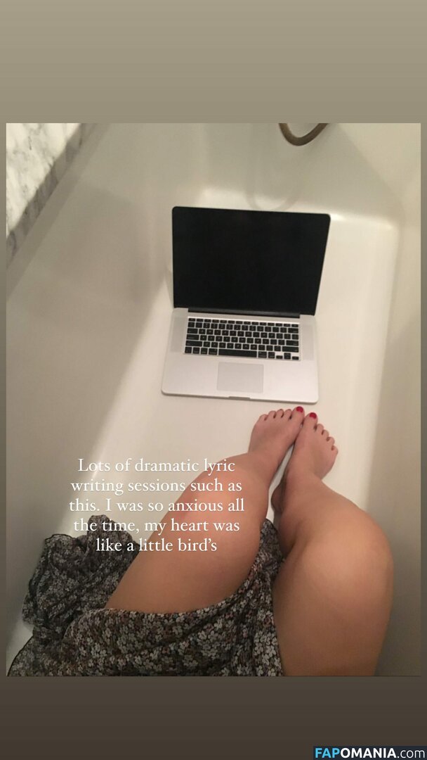 Lorde Meztelen OnlyFans  Kikerült fotó #3