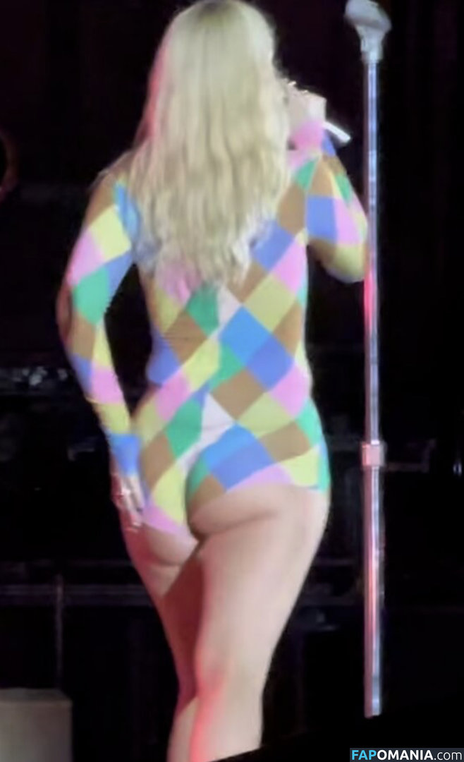 Lorde Meztelen OnlyFans  Kikerült fotó #10