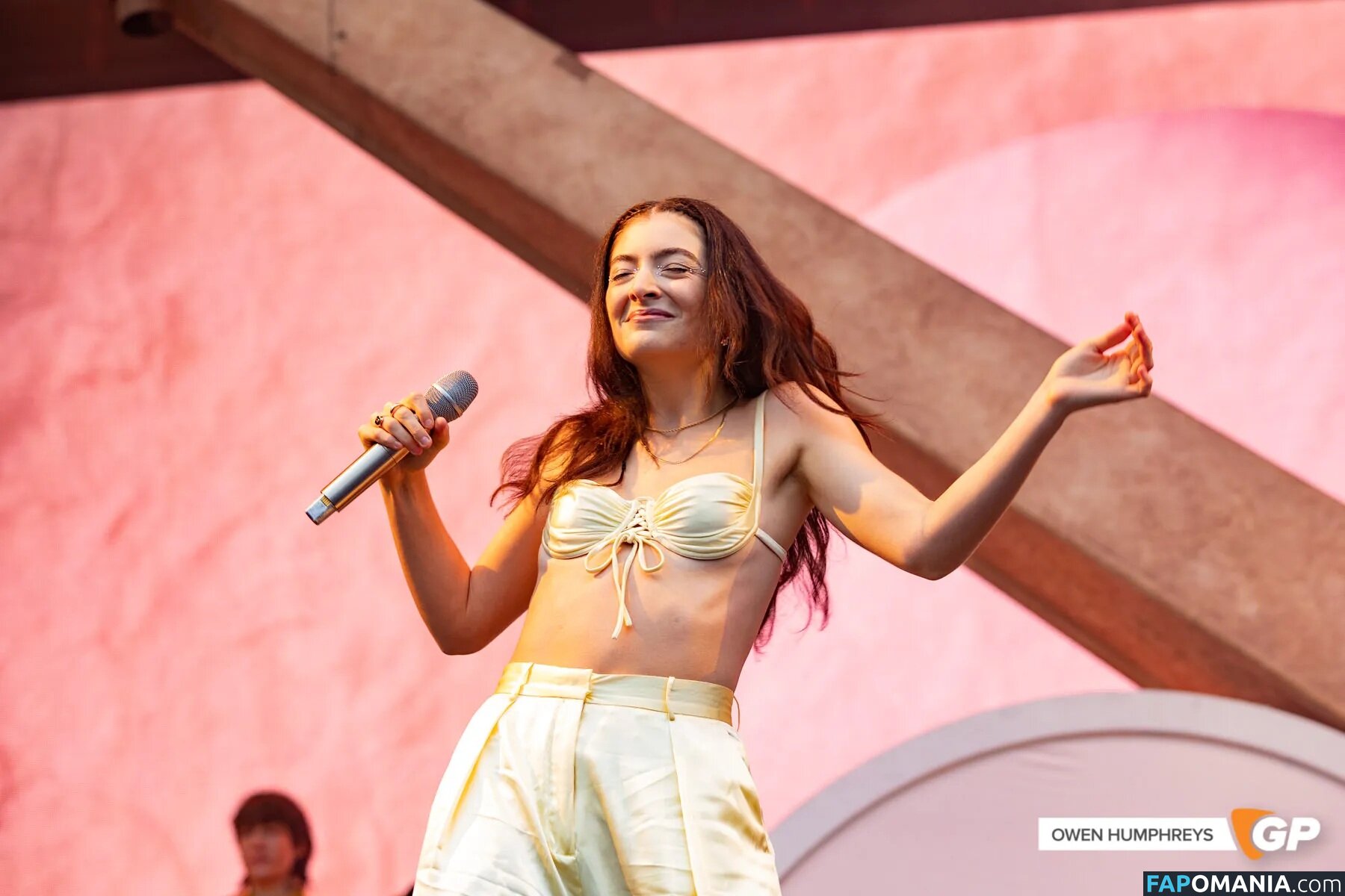 Lorde Meztelen OnlyFans  Kikerült fotó #74