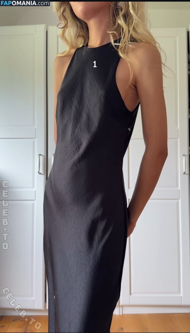Lotta Emilie Stichler / lottastichler Meztelen OnlyFans  Kikerült fotó #44