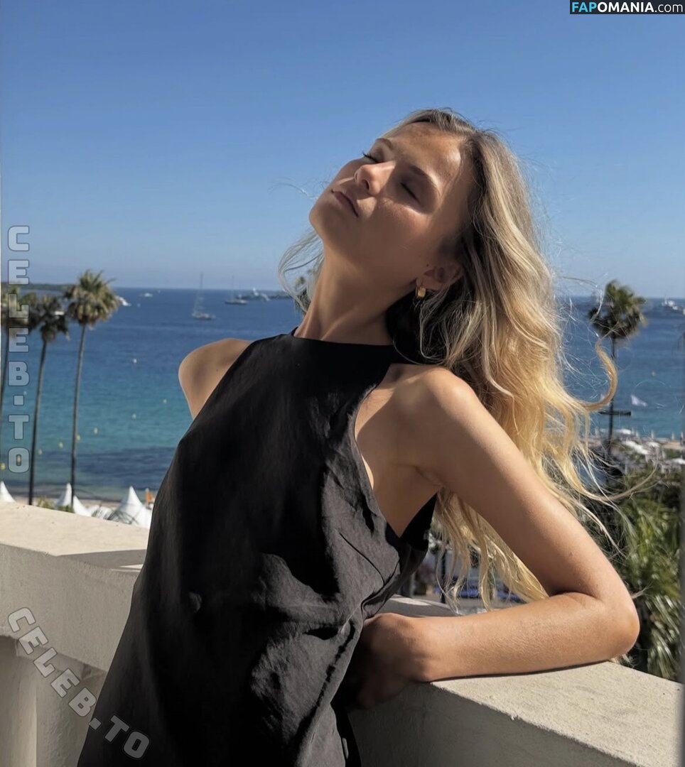 Lotta Emilie Stichler / lottastichler Meztelen OnlyFans  Kikerült fotó #46