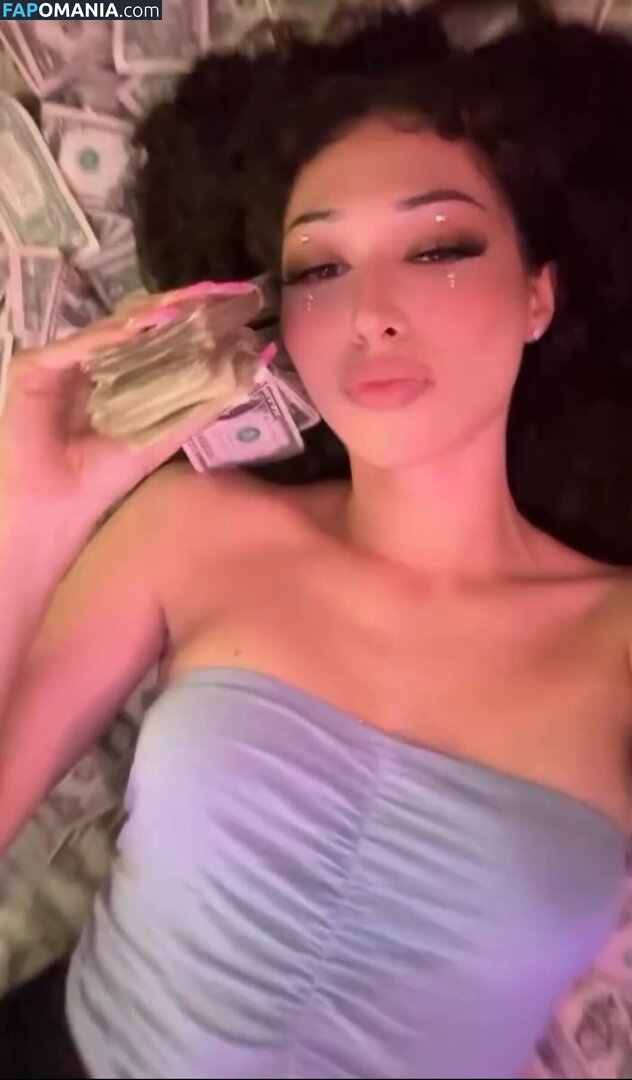 LoyaltyraeLynn / https: Meztelen OnlyFans  Kikerült fotó #2