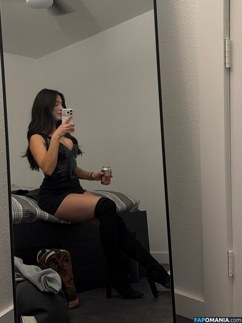 Lucila Erickson / lucilaerickson_ Meztelen OnlyFans  Kikerült fotó #31