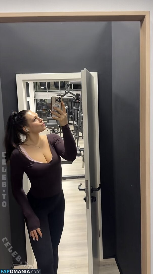 Lucy Lacht / lucy.lacht / lucy_lacht / lucylacht Meztelen OnlyFans  Kikerült fotó #161